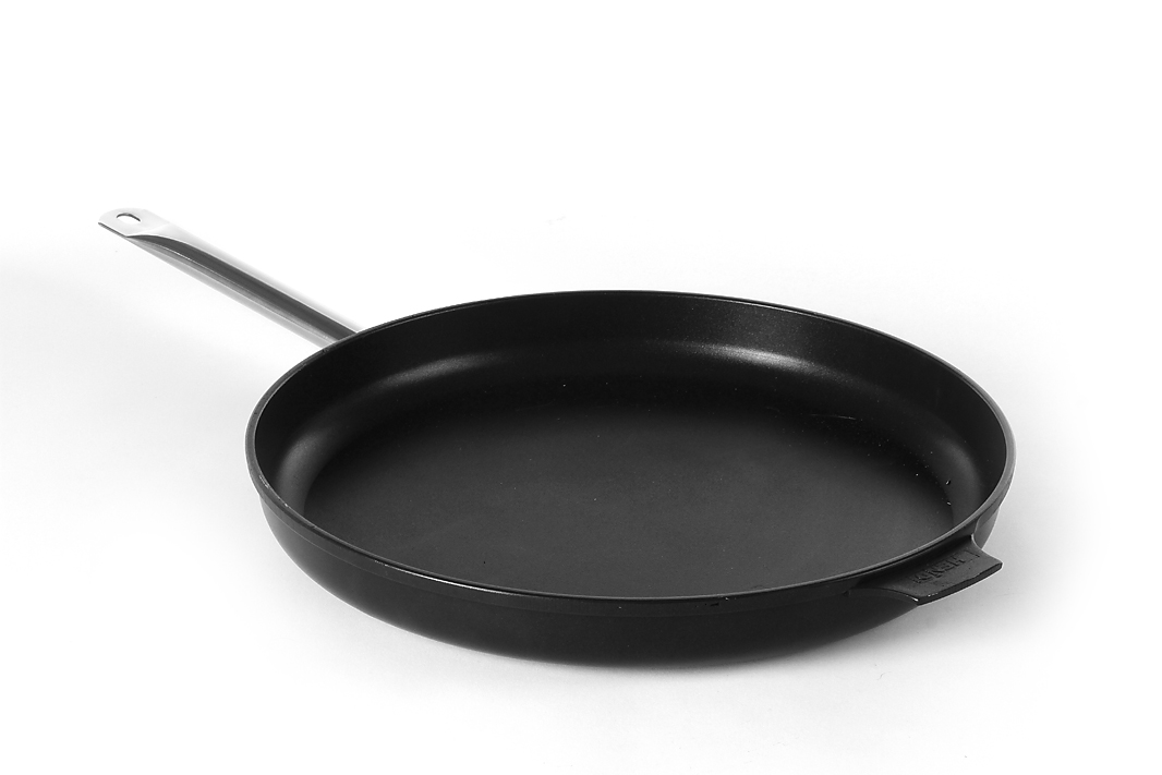 HLINÍKOVÁ PANVA S TItánovým povrchom 400 MM HENDI